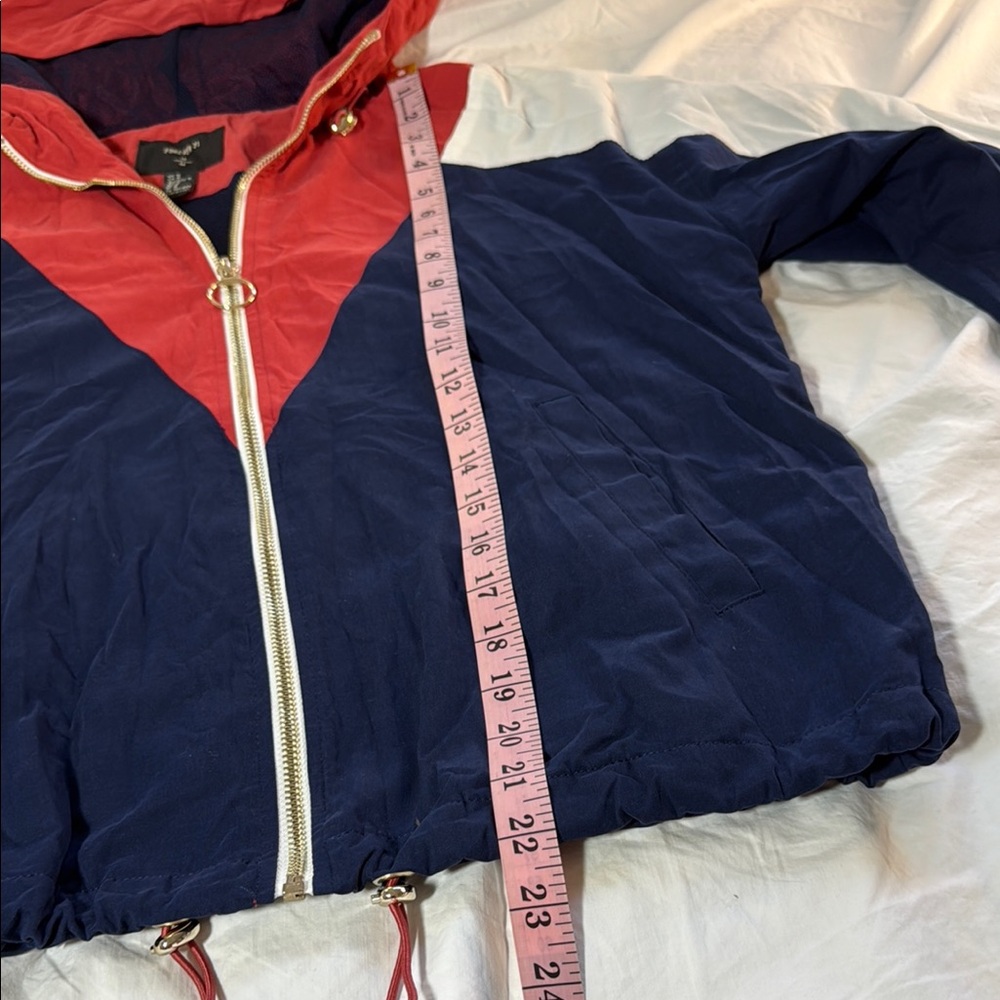 Forever 21 Navy With Red and White Full-zip Windbreaker Jacket Size Medium - Picture 5 of 10